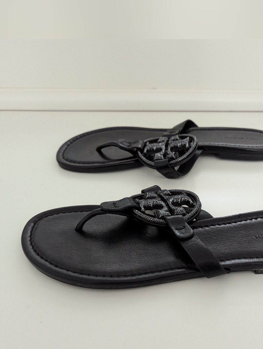 EUC! Tory Burch Miller Pave Sandal In Black Size 9 - Picture 5 of 15
